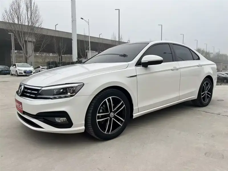 Volkswagen Lamando