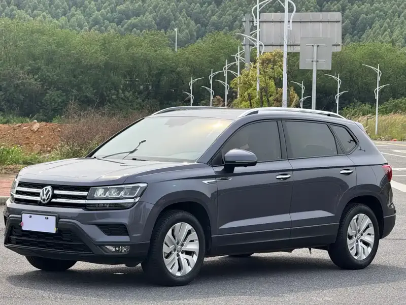Volkswagen Tharu