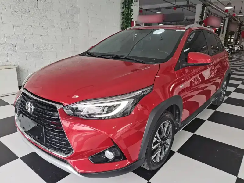 Toyota Yaris L