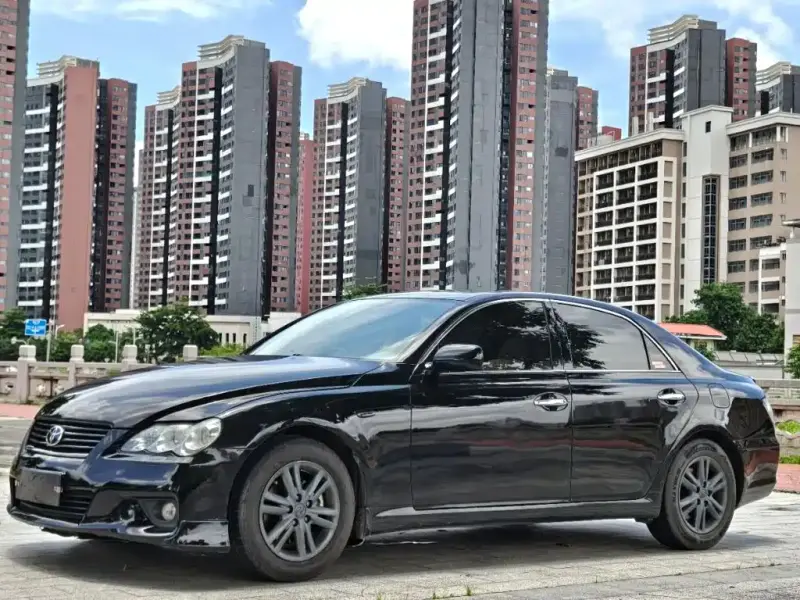 Toyota Reiz