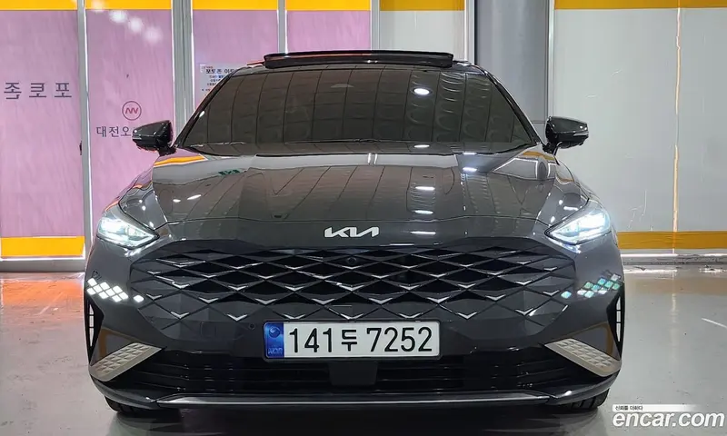 Kia K8
