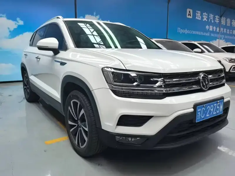 Volkswagen Tharu