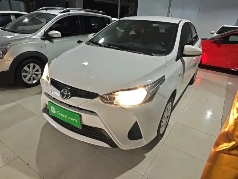 Toyota Yaris L