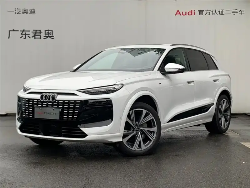 Audi Q6L e-tron