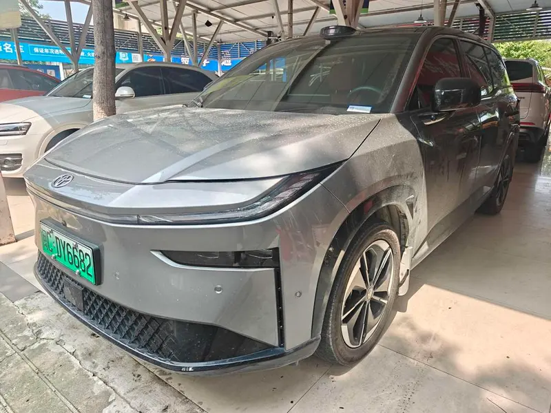 Toyota Bozhi 3X