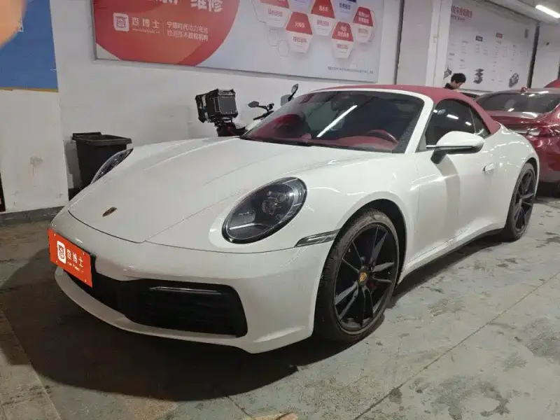 Porsche 911