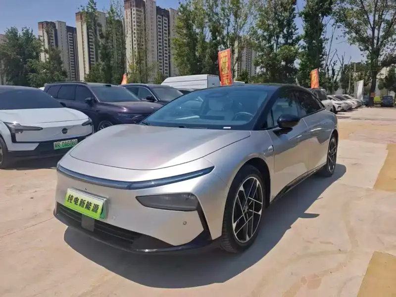 XPeng P7+
