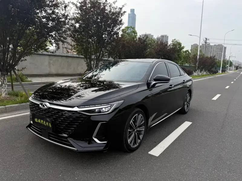 Chery Arrizo 8