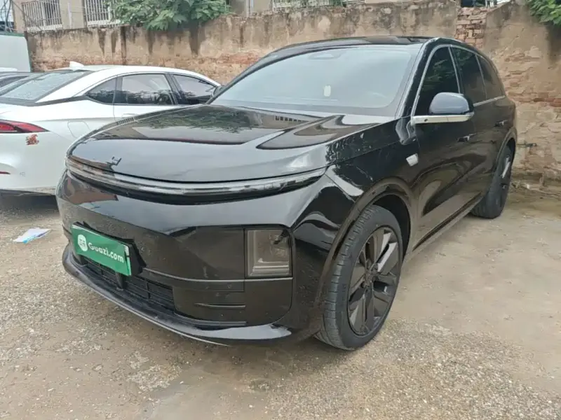 Li Auto L6
