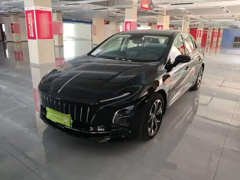 Hongqi E-QM5