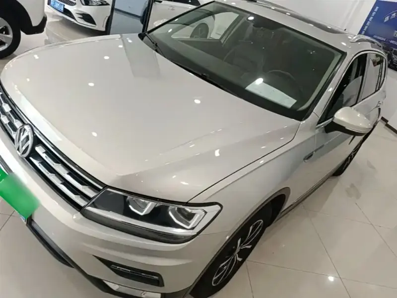 Volkswagen Tiguan L