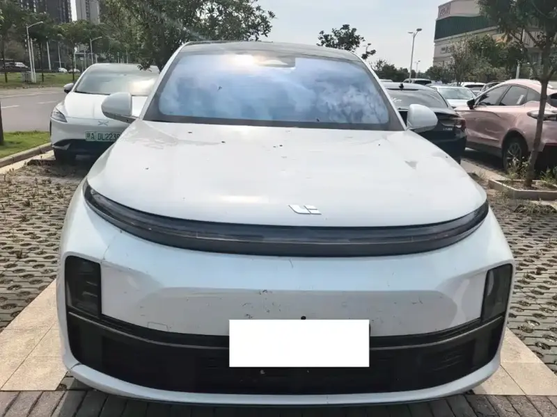 Li Auto L7