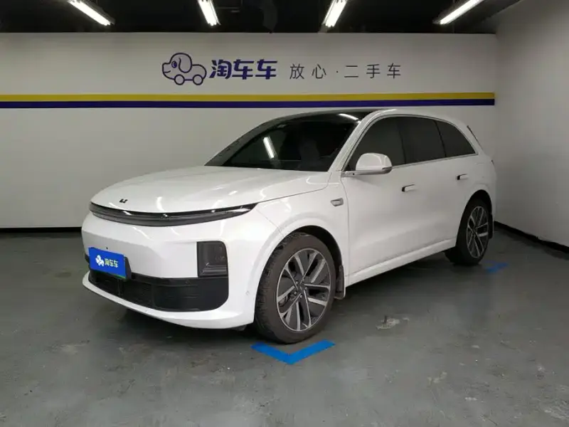 Li Auto L6