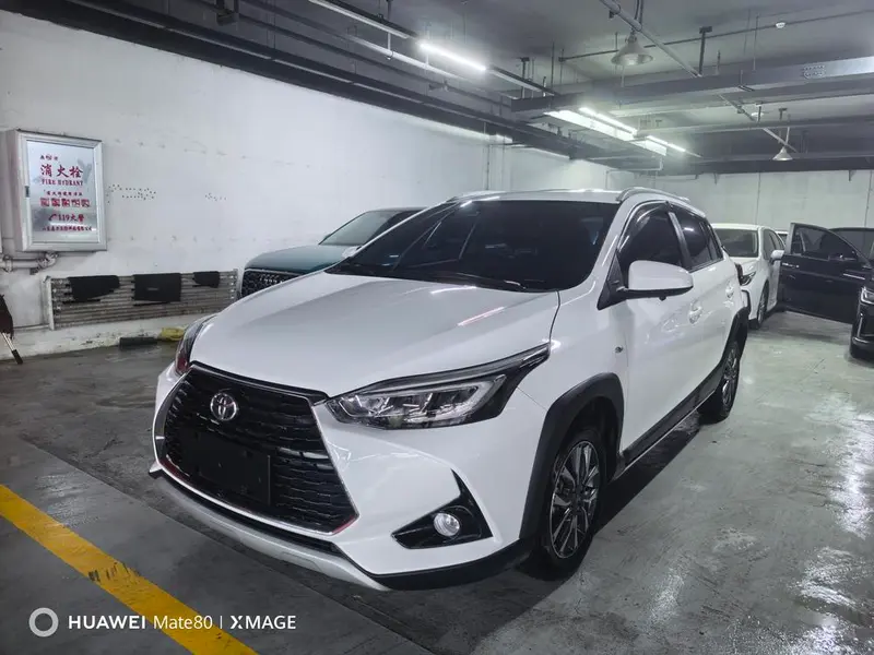 Toyota Yaris L