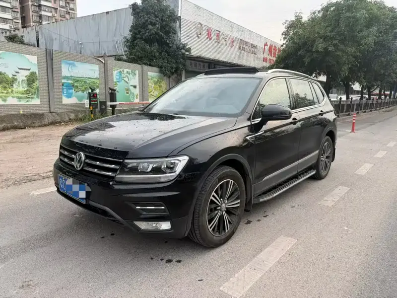 Volkswagen Tiguan L