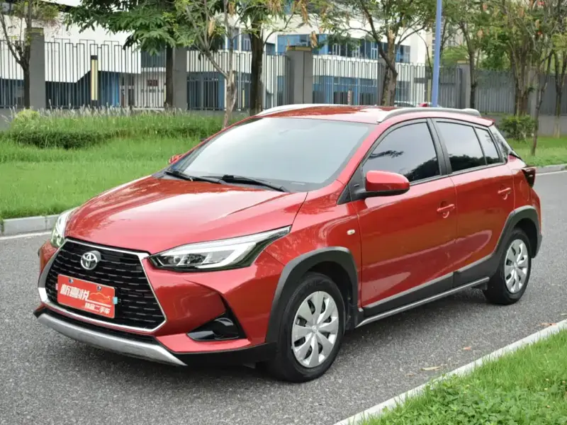 Toyota Yaris L