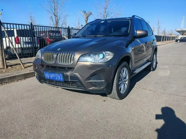 BMW X5 (Import)