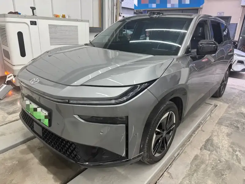 Toyota Bozhi 3X