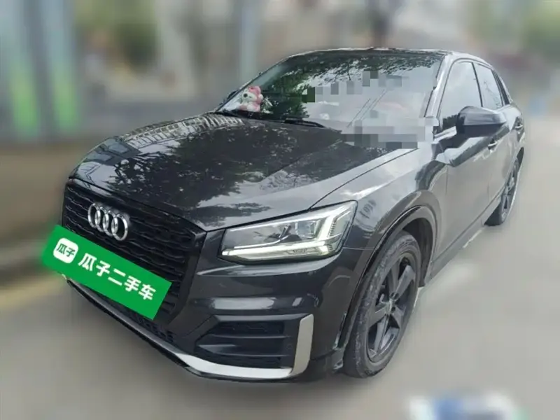 Audi Q2L
