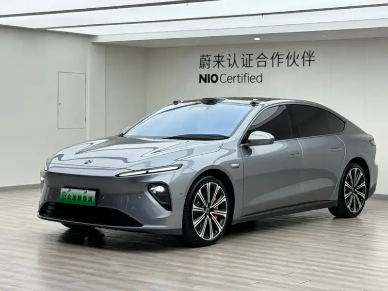NIO ET7