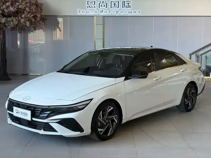 Hyundai Elantra