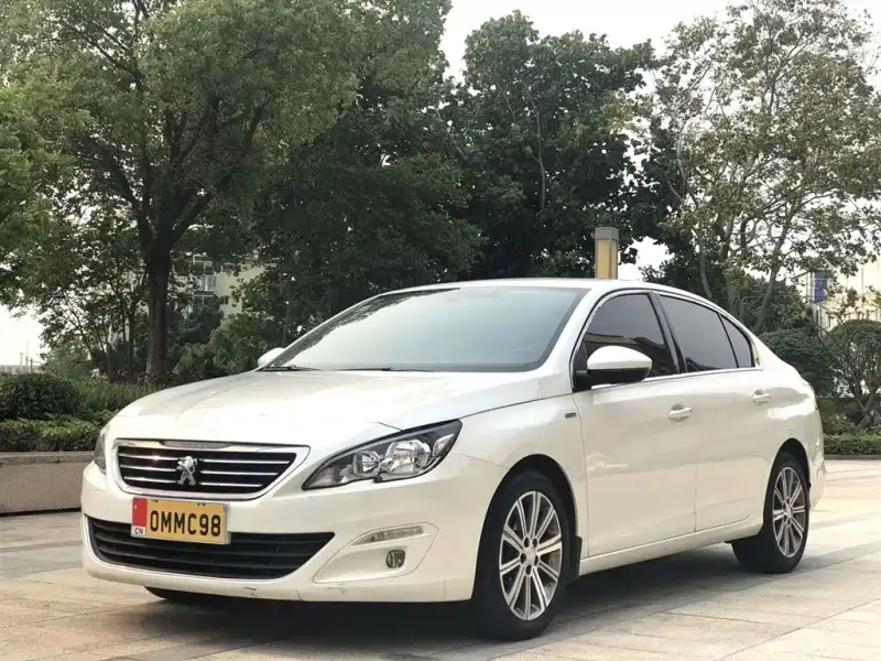 Peugeot 408