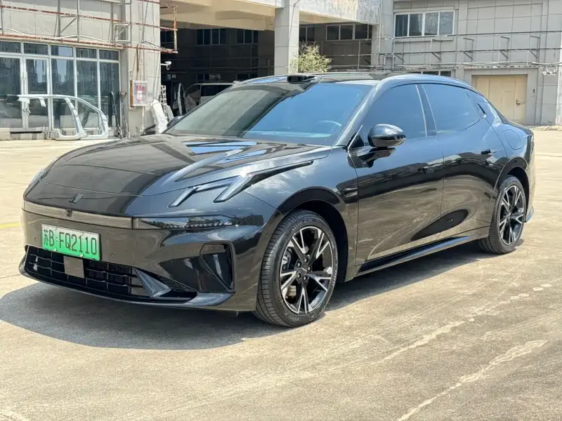 Lynk & Co 07 EM-P