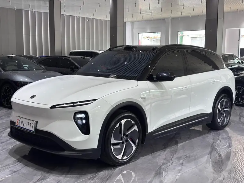 NIO ES6