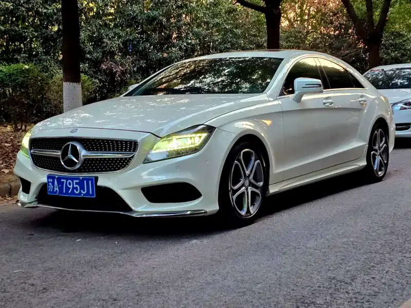 Mercedes-Benz CLS
