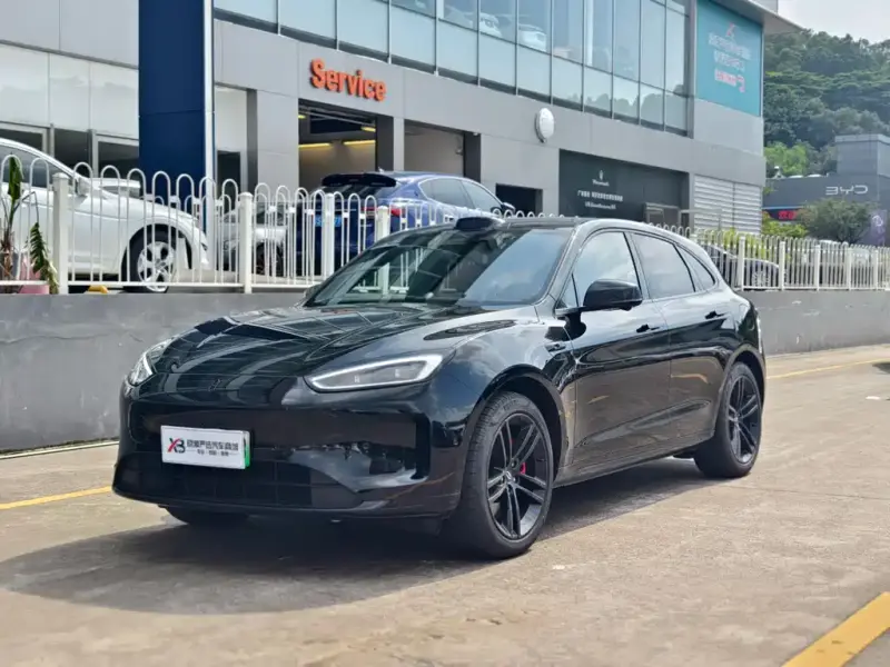 AITO M5