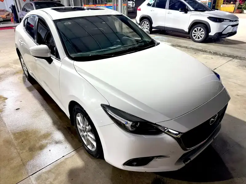 Mazda 3 Axela