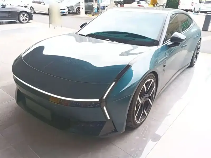 XPeng P7