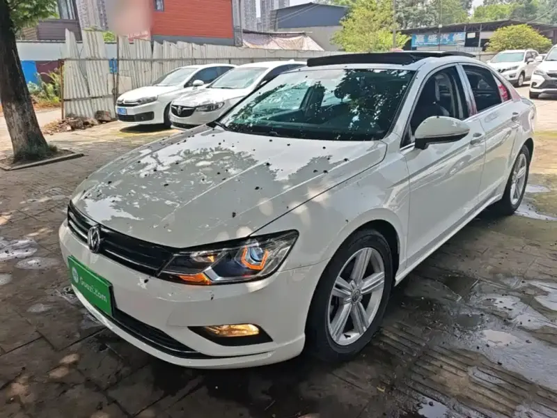 Volkswagen Lamando