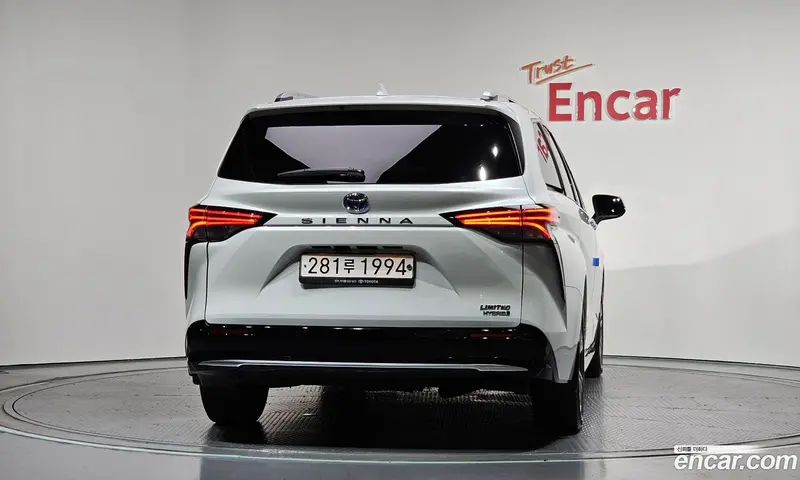 Toyota Sienna