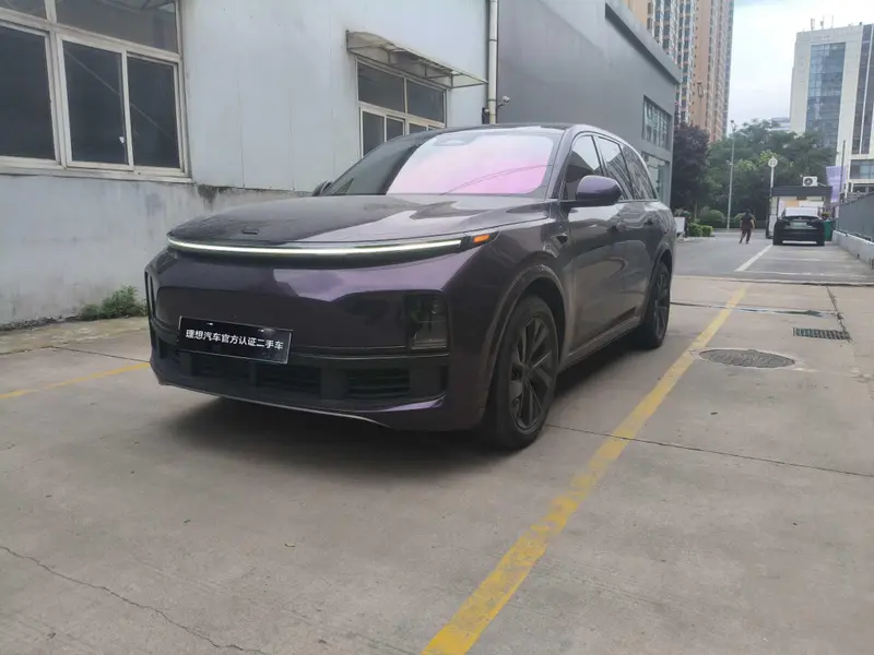 Li Auto L8
