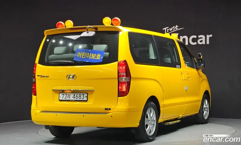 Hyundai H-1