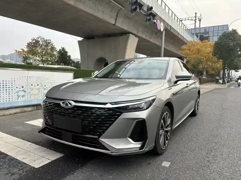 Chery Arrizo 8