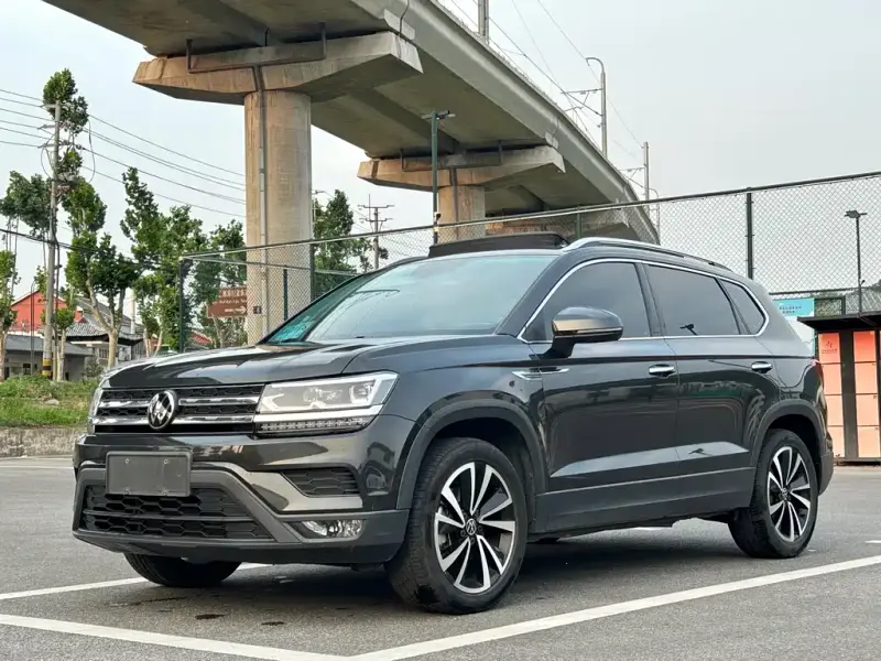 Volkswagen Tharu