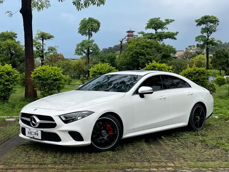 Mercedes-Benz CLS