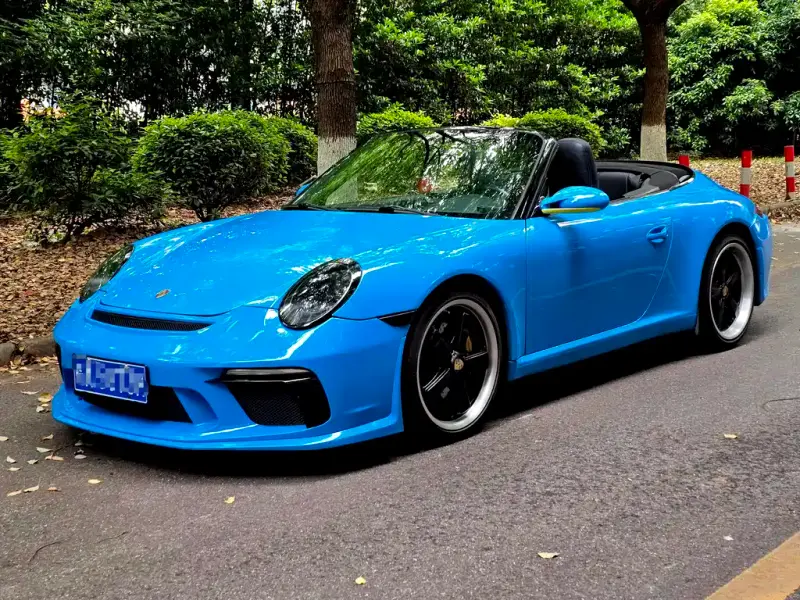 Porsche 911