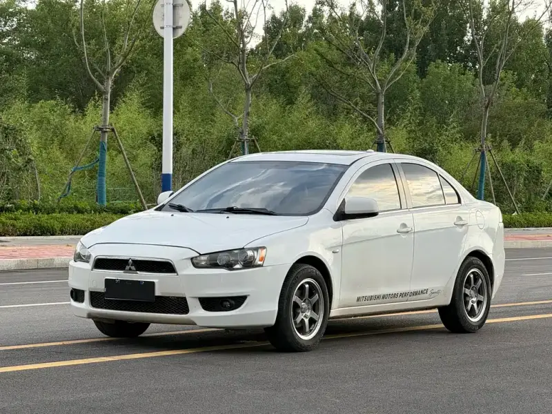 Mitsubishi Lancer EX