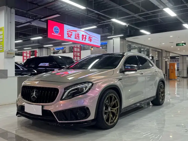 Mercedes-Benz GLA AMG