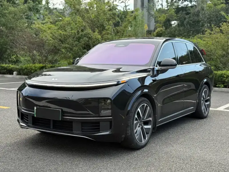 Li Auto L8