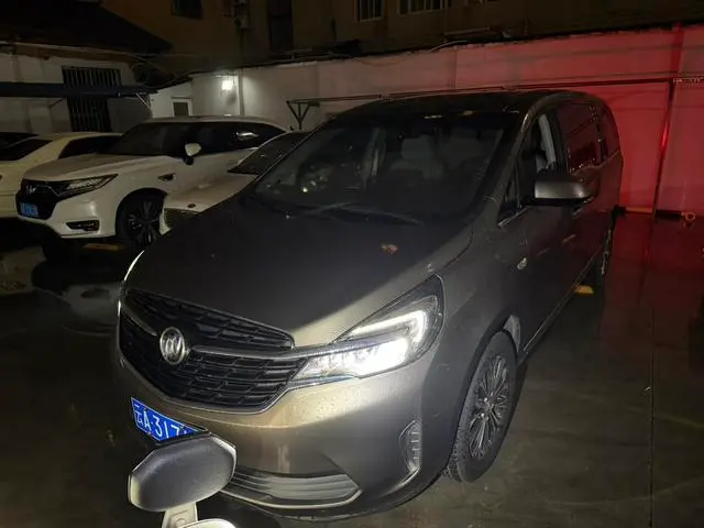Buick GL8