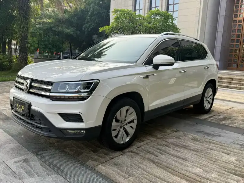 Volkswagen Tharu