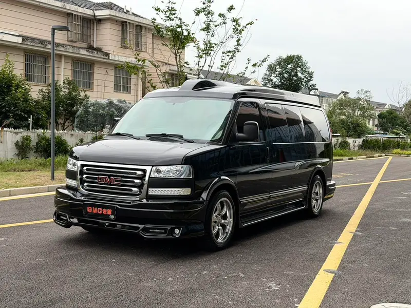 GMC Savana