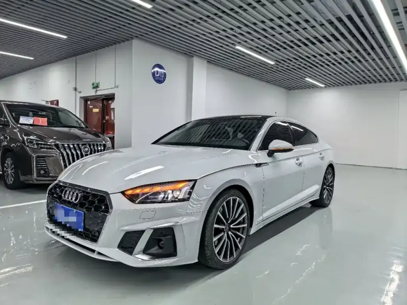 Audi A5 (Import)