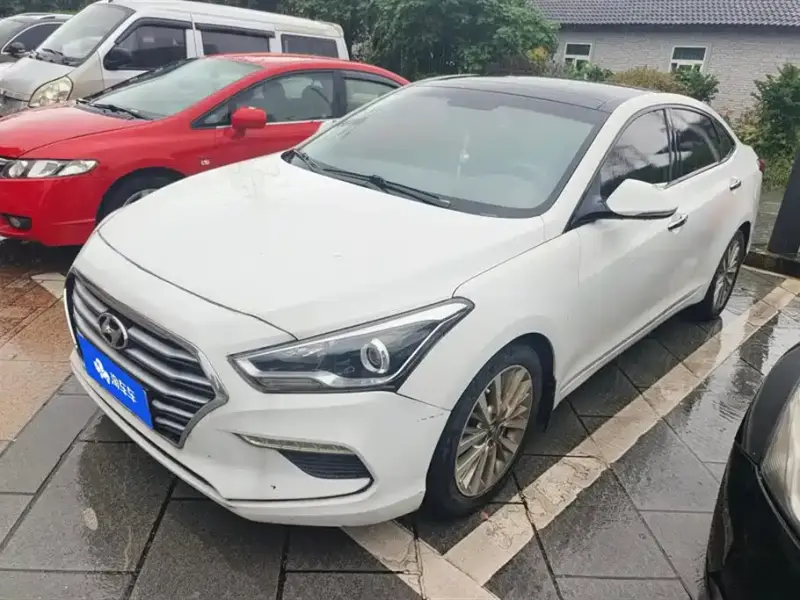 Hyundai Mistra
