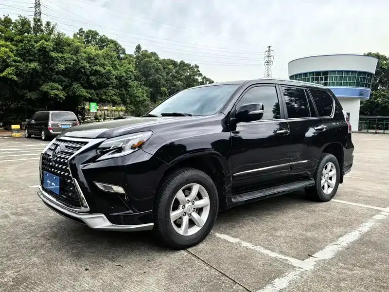 Lexus GX