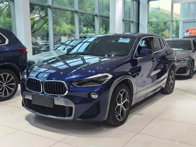 BMW X2